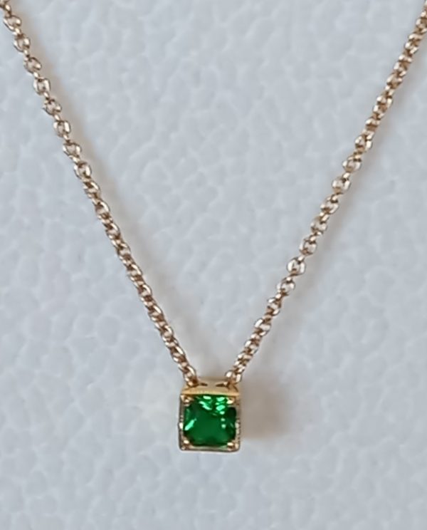 Colar Ponto de Luz Quadrado, em Ouro 9KT