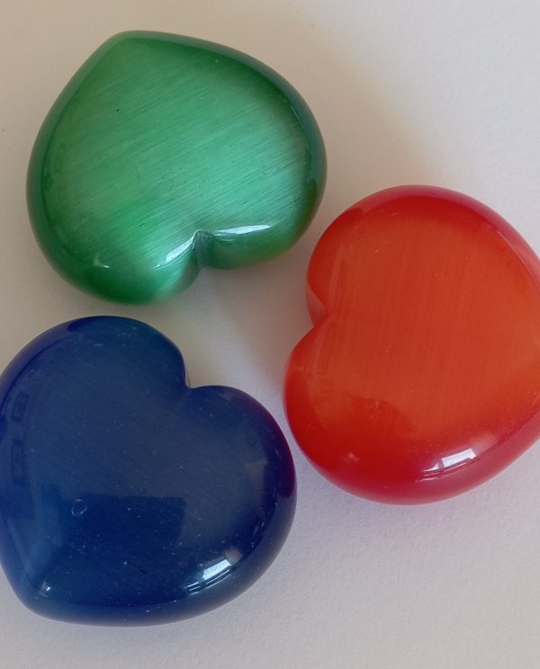 Conjunto de 3 Corações em Olho de Gato Natural Colorido