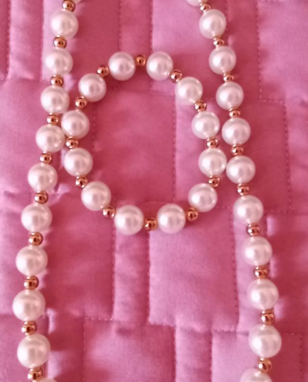 Conjunto Colar e Pulseira com Pérolas e Contas Douradas